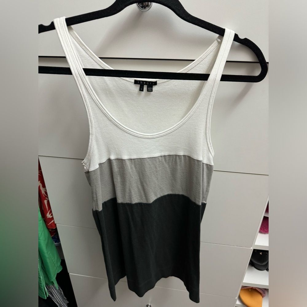 Theory multi color tank top size Large never worn